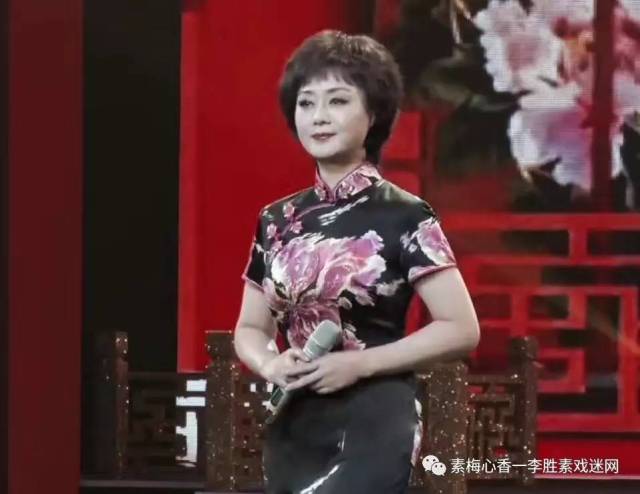 李胜素近期动态大揭秘：精彩活动连连看